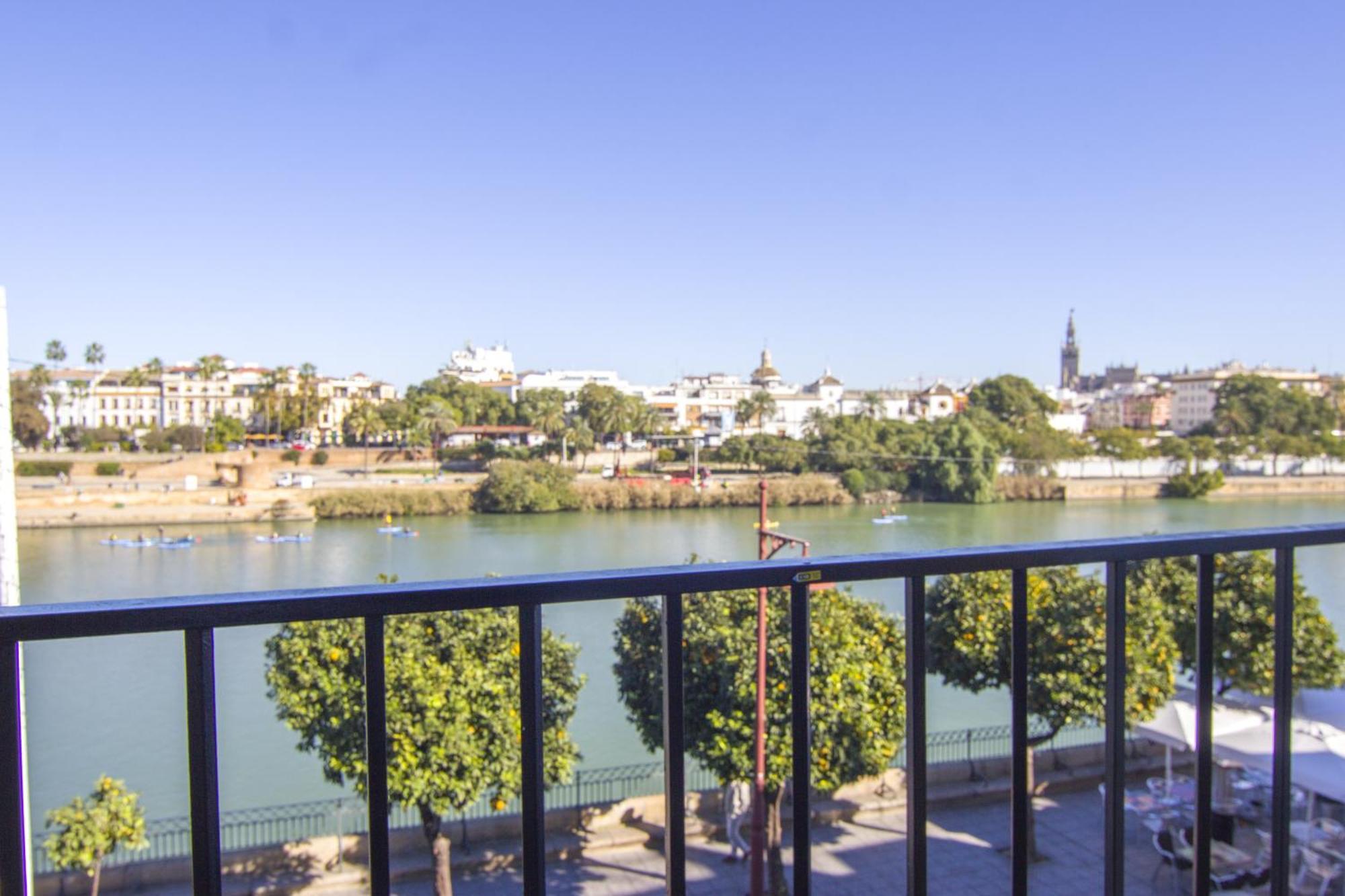 Rentalsevilla Betis Exterior photo